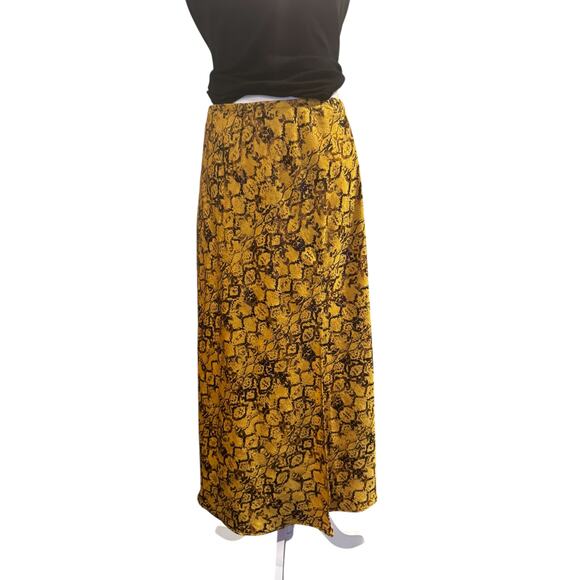 ANTHROPOLOGIE CURRENT AIR Harmony Metallic Snake Print Skirt Yellow Size Small - Picture 3 of 8